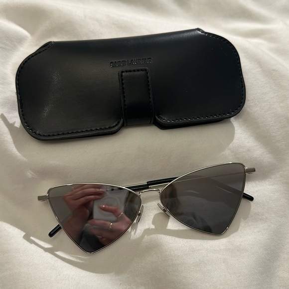 SAINT LAURENT EDGY SUNGLASSES - Picture 2 of 7